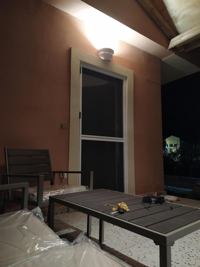 Nikos' Home Gastouri  Екстер'єр фото